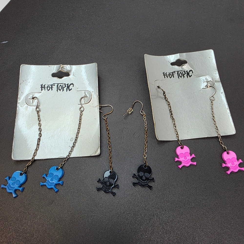 Hot Topic Skull Earrings 3 Pairs Blue Pink Black‎ Y2K Goth Punk Emo